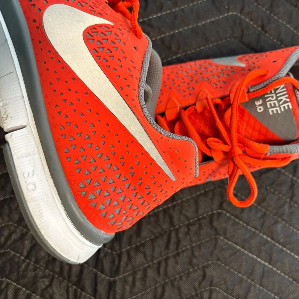 Men’s Vintage Nike Free 3.0 size 12 Orange and Gray Athletic Running Shoes